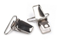 30 mm strieborné podväzkové zapínanie