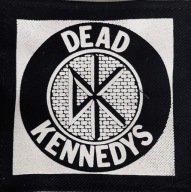 DEAD KENNEDYS (185) punk HC nášivka, čierna