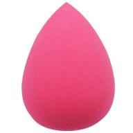 Blenderová hubka na skrášľujúce líčenie