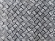 Károvaný plech, dyha, lesklá strieborná fólia, 45 cm