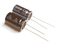 KONDENZÁTOR 2200uF 25V 12,5X20 RL 105C 1-KUS