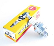 Zapaľovacia sviečka NGK BPM7A pre píly STIHL HUSQVARNA MAKITA MCCULLOCH PARTNER