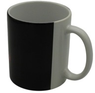 Keramický hrnček 330 ml čiernobiely 1 ks