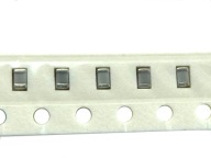 Keramické MLCC 1,5nF 5% 50V DC 100ks
