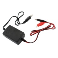 NABÍJAČKA BATÉRIÍ 12V 1A, automatická