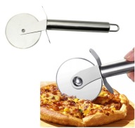 NÔŽ NA PIZZU KRUHÁ KOĽAJŇA NA REZANIE PIZZY