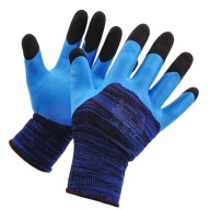 Pracovné rukavice, čierne latexové drsné prsty.10