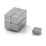 SILNÝ NEODYMIOVÝ MAGNET MPŁ 10x10x4 N38