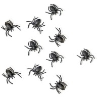plastové umelé pavúky na halloween čierne hrubé realistické 10 ks