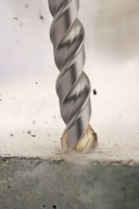 WIDIA NÁSTENNÁ VŔTAČKA DO BETÓNU KAMEŇ fi 8mmx300mm