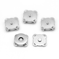 Magnetická spona na kabelku alebo peňaženku, železo, 15x15x6,5mm, 4ks