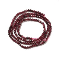 Korálky z prírodného granátu, okrúhle, fazetované, 2-2,5 mm, 175ks/37cm/prameň