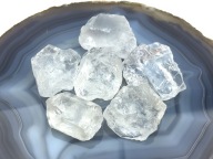 horský krištáľ prírodný surový minerál do vody 100 gramov