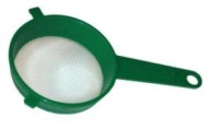 PLASTOVÝ KUCHYNSKÝ SITOK 12CM, POL