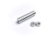 Magnet na hruď. MP 15x(7x3,5)x5 N38 na skrutku 5 ks