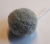 MG Pompon 4,5 cm Guľôčka 100% Akryl ASH