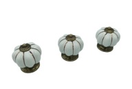 NÁBYTKOVÁ ÚCHYTKA TEKVICA STARÝ ZLATÝ PORCELÁN SADA x 3