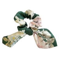 Saténová gumička, kvety, zaviazaná scrunchie, šatka, očarujúca mašľa