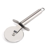KOLESOVÉ KOLIESKO NA PIZZU NEREZ 6,7CM