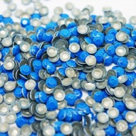 Kovové termo kamienky Neon Blue 4mm 1000