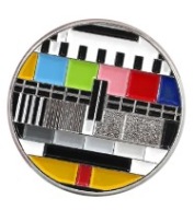 PIN STRIEBORNÝ KOVOVÝ ODZNAK TESTOVACÍ SIGNÁL TELEVÍZIE