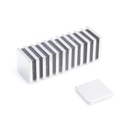 Neodymový tanierový magnet MPŁ 15x15x2 N38 5 ks.