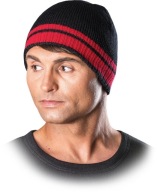 Čierno-červená fleecová zimná čiapka CZPAS