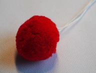 MG Pompon 4,5 cm Lopta 100% akryl ČERVENÁ