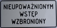 znak čepele: ZÁKAZ POVOLENÉHO VSTUPU