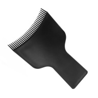 Špachtľa a paletka na nanášanie melírov a balayage