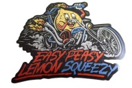 P&CO NÁLEPKA NA HARLEJ EASY PEASY LEMON SQUEEZY 10 x 9,1 cm