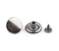 Nohavice s cvočkami gombík 20MM SILVER 10ks 479