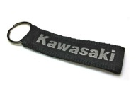 Prívesok na kľúče Prívesok na kľúče s vyšívaným logom KAWASAKI