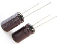 KONDENZÁTOR 220uF / 35V 8x15 L.ESR 105* 3000h 5KS