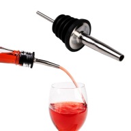 Barmanský dávkovač na alkoholové sirupy