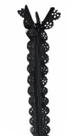 Čierny zips, prekrytý čipkou, 20 cm