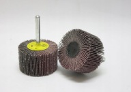 Lamelový brúsny kotúč na stopke 50x30x6mm gr 60