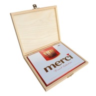 DREVENÁ krabička na čokoládky MERCI ako darček