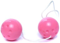 ORGASMICKÉ GUĽAČKY GEJŠE STIMULUJÚ VAGINÁLNE SVALY