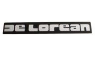 NÁLEPKA DE LOREAN DMC NÁLEPKA 17,6 x 2,5 cm