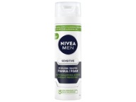 NIVEA MEN Upokojujúca pena na holenie Sensitive 200 ml