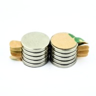 NEODYMOVÝ MAGNET 10x1,5 mm VALEC S LEPIKOM 10 KS