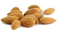 Pražené, solené, lúpané mandle 200 g