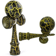 Kendama, drevená japonská hra na chytanie lopty s reflexmi