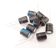 KONDENZÁTOR 220uF-25V 8X9 105C JAMICON TK 10-KS