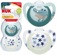NUK SILIKÓNOVÉ SOATKY ANATOMICAL STAR NIGHT 18-36M 2KS + PUZDRO