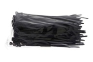PLASTOVÝ PÁS 4X150 (1 BALENIE = 100 S MAXGEAR