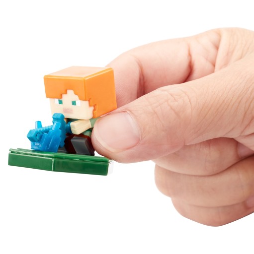 VÝSTUP Minecraft útočná figúrka Alex GKT37