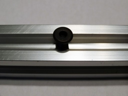 M5 matica s T-hlavou pre V-Slot profily (25 ks)