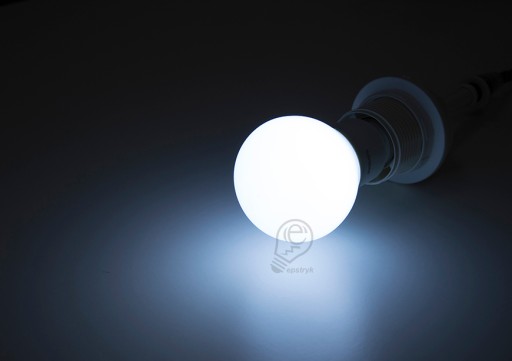 LED ŽIAROVKA E27 5W (40W) 470lm STUDENÁ 6500K PHILIPS